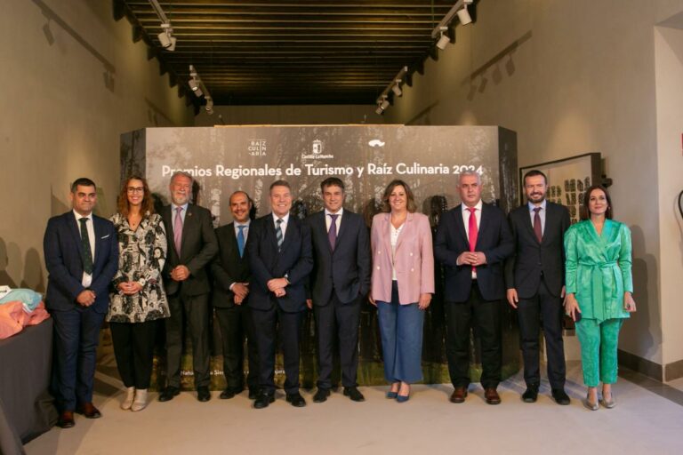 El Gobierno regional destaca la capacidad de cohesión y vertebración del sector turístico, que marca cifras de empleo récord en Castilla-La Mancha