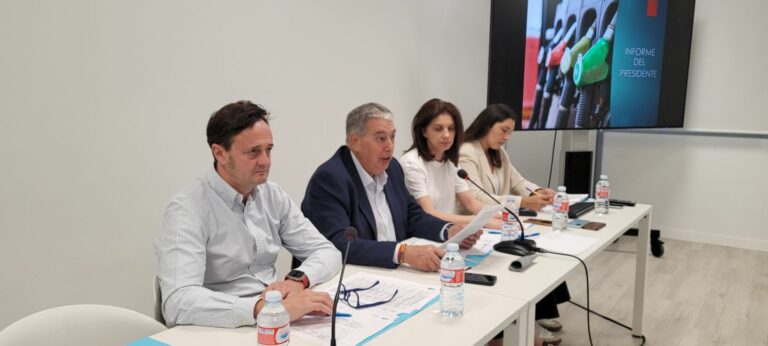 La Asociación de Estaciones de Servicio analiza la situación del sector en la provincia