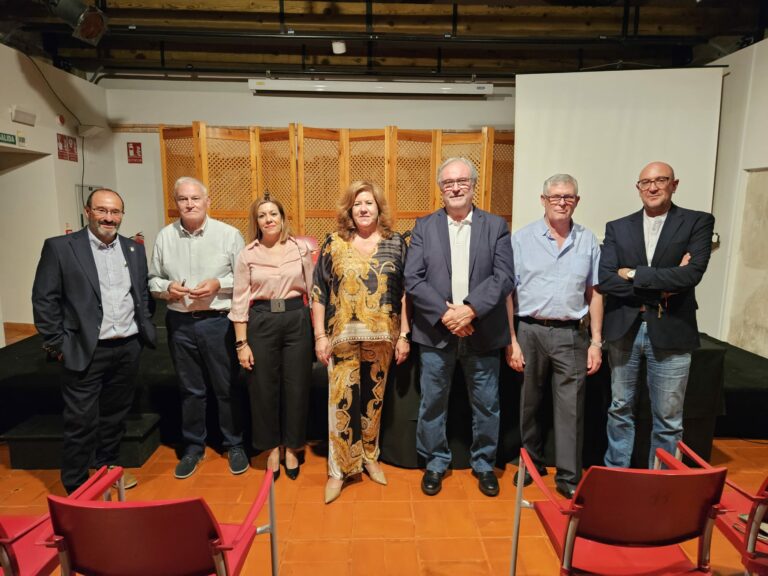 Torralba de Calatrava inaugura la XXII edición de las Jornadas Monográficas con la restauración del histórico reloj del pueblo