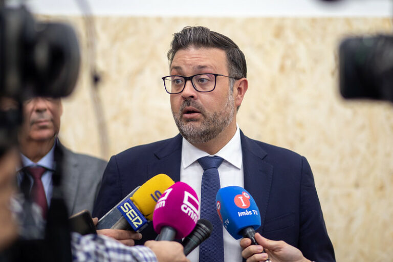 El Gobierno regional confirma que ayer fueron publicados los primeros modelos de examen de la nueva Prueba de Acceso a la Universidad 