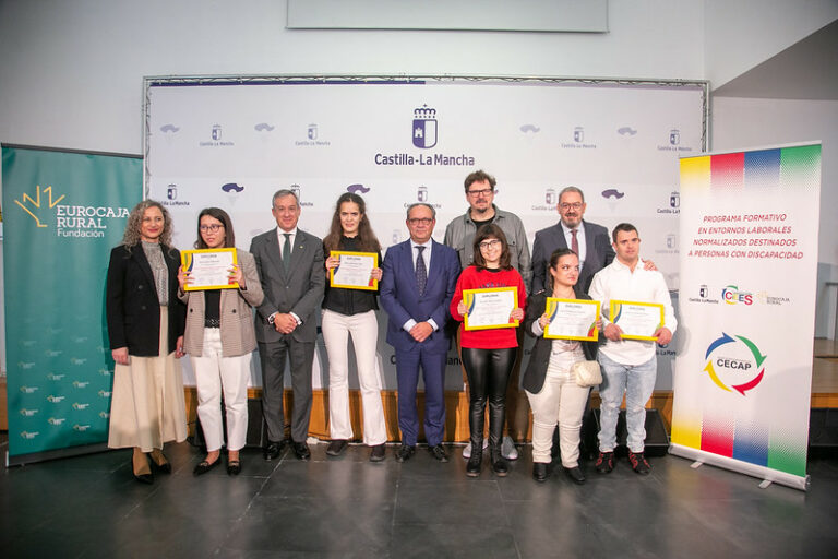 El Gobierno regional anuncia la convocatoria de nuevos procesos selectivos para cubrir 43 plazas de personas con discapacidad intelectual