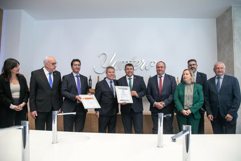 El Gobierno regional celebra el aumento de exportaciones de vino y anuncia que trasladará a Europa la necesidad de proteger nuestros productos en el mercado internacional