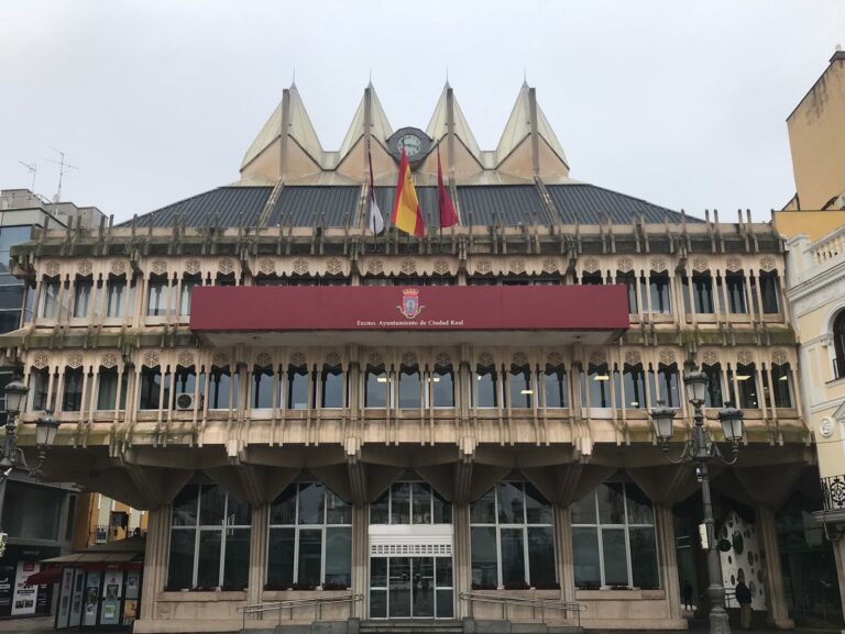El PP de Ciudad Real acusa al grupo municipal del PSOE de comportarse «como un fiel escudero de Sánchez»