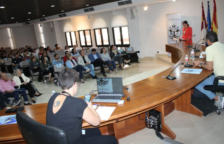 Blanca Fernández defiende que “no hay función social más importante que la protección de las personas más vulnerables”, especialmente menores