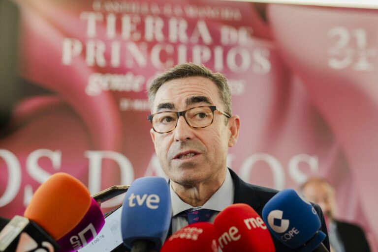 CCOO ve con buenos ojos 59 diputados en Cortes: «Tenemos un poder legislativo escuálido. Estamos 4 y el del tambor»