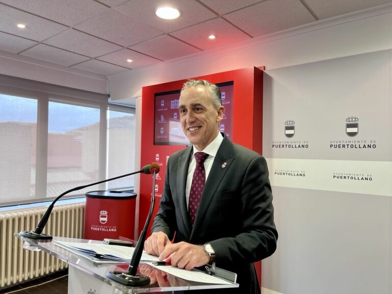 Ruiz habla de «promesas incumplidas» de Page con Puertollano y le recuerda el proyecto del museo García Rodero
