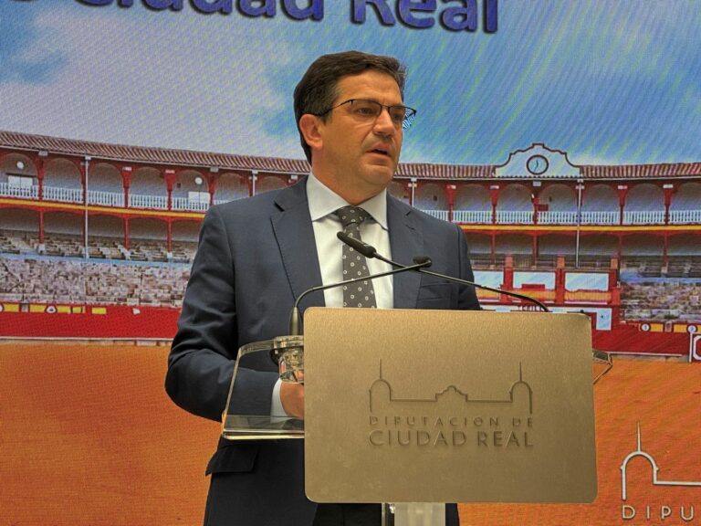 El presidente de la Diputación de Ciudad Real viaja a Tailandia y Vietnam junto a representantes de bodegas y cooperativas