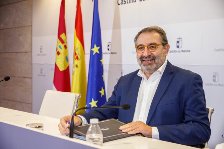 Fernández Sanz afirma que la Ley de Garantías de tiempos de espera formará parte de la legislación regional en 2025