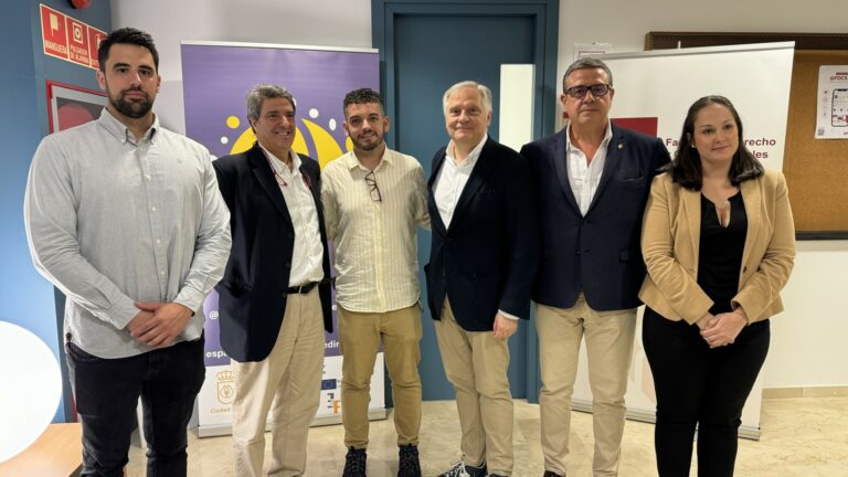 Europe Direct Ciudad Real da la bienvenida a los alumnos del campus universitario