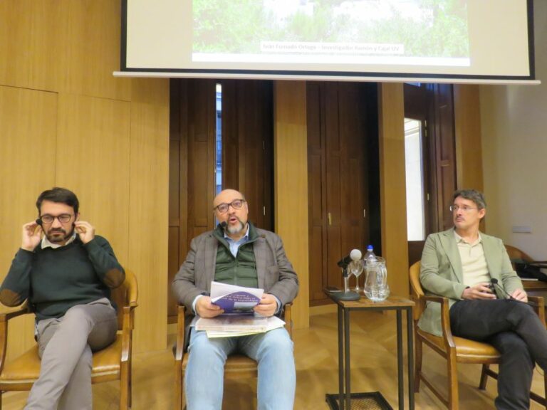 Conferencia Cartago: antiguos y modernos mitos bajo el examen de la arqueología, por el Dr. Iván Fumadó Ortega Conferencia Cartago: antiguos y modernos mitos bajo el examen de la arqueología, por el Dr. Iván Fumadó Ortega