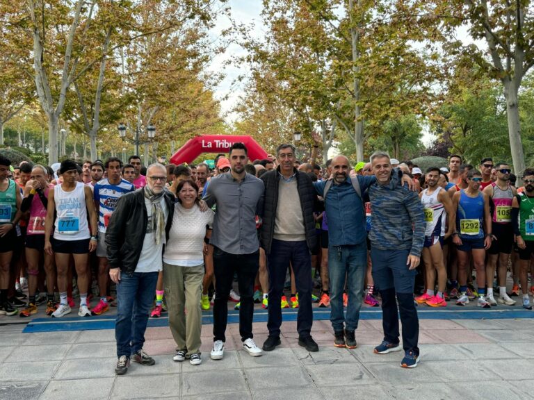 El Gobierno regional reivindica la Quijote Maratón como evento que “nos fortalece y proyecta como región que apuesta por el deporte a todos los niveles”