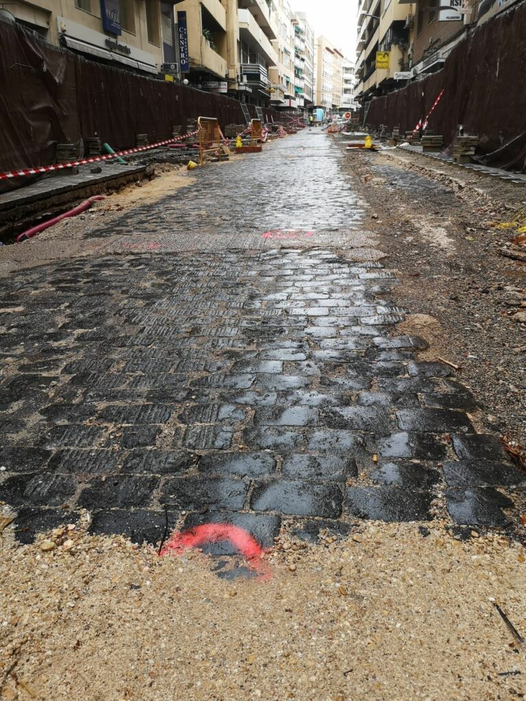 Ecologistas en Acción solicita al Ayuntamiento de Ciudad Real que recupere el antiguo adoquinado de basalto de la calle Ciruela