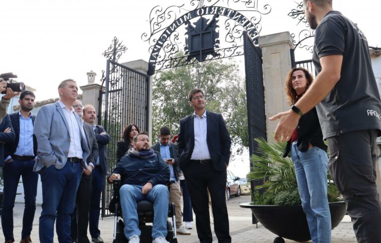 El Gobierno de Castilla-La Mancha reconoce el trabajo de familias y colectivos memorialistas y se compromete a abordar la Memoria Democrática en la región