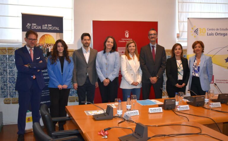 El Gobierno regional avanza de la mano de las nuevas tecnologías para seguir reduciendo la brecha de género y digital en Castilla-La Mancha