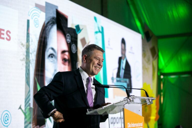 García-Page avanza la aprobación de los presupuestos regionales con más inversión en servicios públicos, igualdad y reto demográfico García-Page avanza la aprobación de los presupuestos regionales con más inversión en servicios públicos, igualdad y reto demográfico