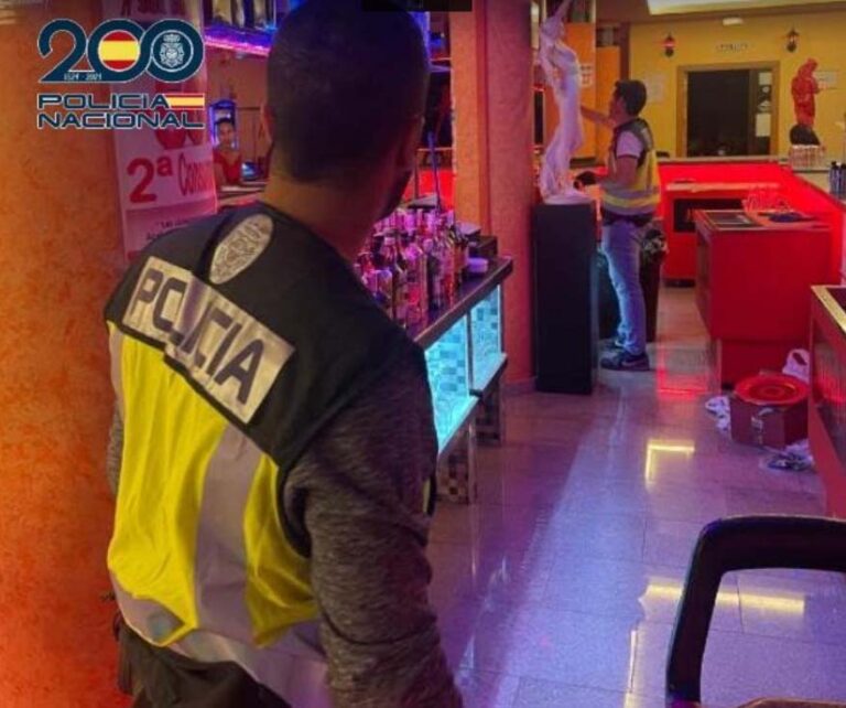 Detenidos los responsables del club de alterne «Sol Fantasy» por pertenencia a grupo criminal dedicado a la trata de seres humanos
