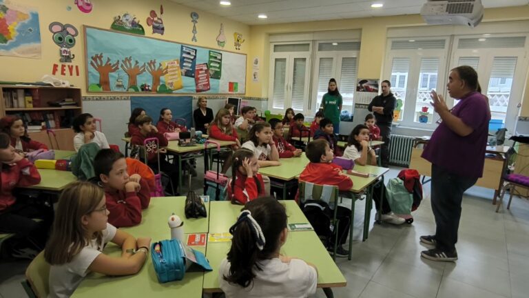El taller de Consumo para centros educativos forma a 7 colegios sobre juguetes y publicidad