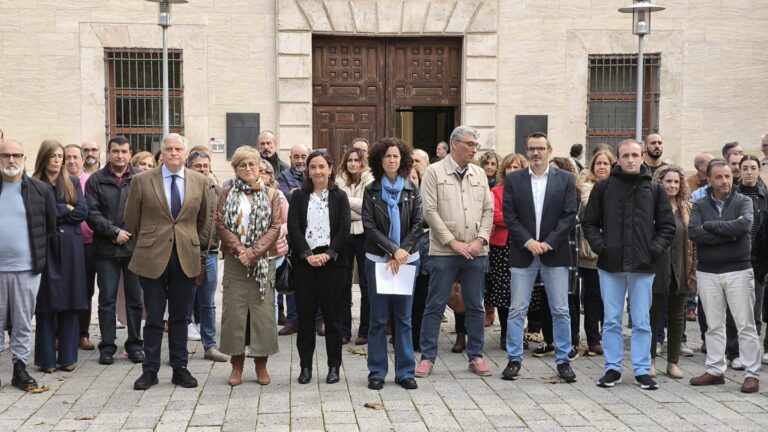 Todos los campus de la UCLM se unen en un minuto de silencio por el dolor por las víctimas