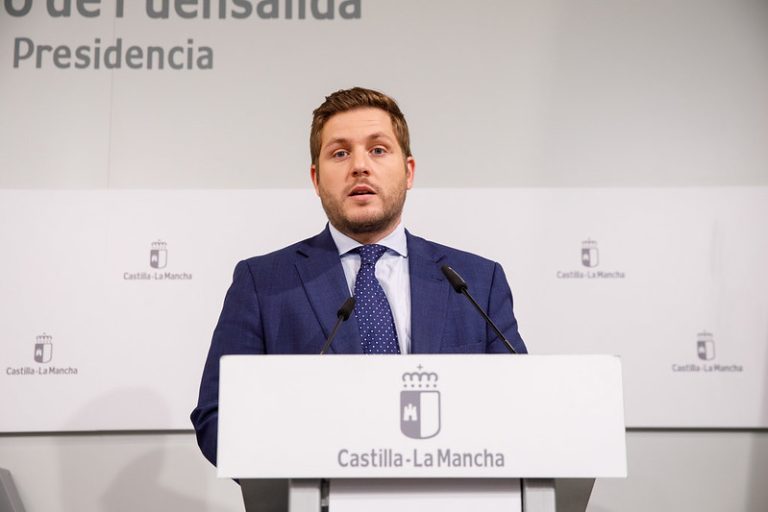 Las oficinas de atención a los afectados de la DANA de Letur y Mira puestas en marcha por el Gobierno regional ya han atendido a 222 familias