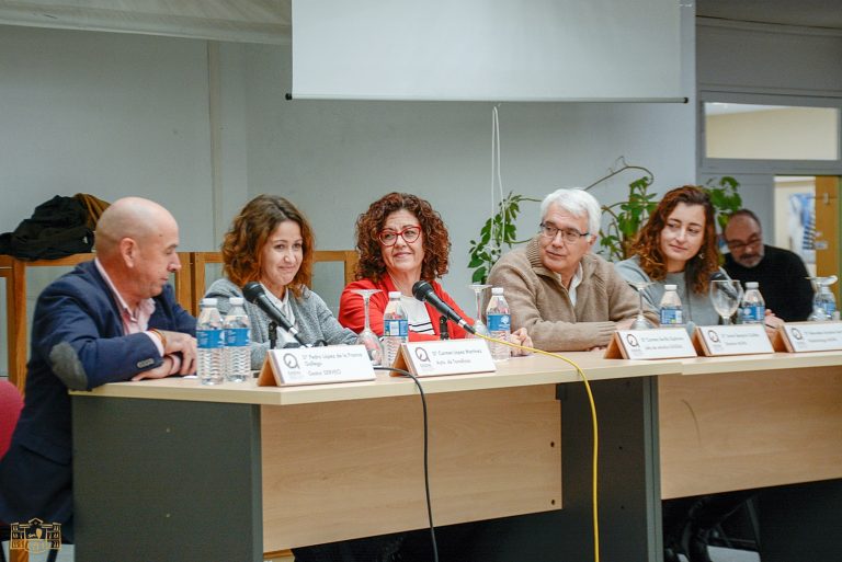 Carmen López participa en la inauguración del curso de la EASDAL
