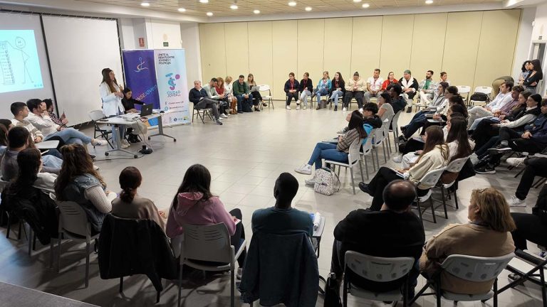 El alcalde y varios concejales pulsan la opinión y las demandas de los jóvenes de Ciudad Real