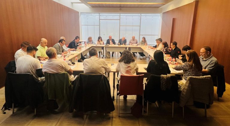 La Mesa Sectorial del SESCAM aprueba una nueva Oferta Pública de Empleo que permitirá la convocatoria de cerca de 5.400 plazas