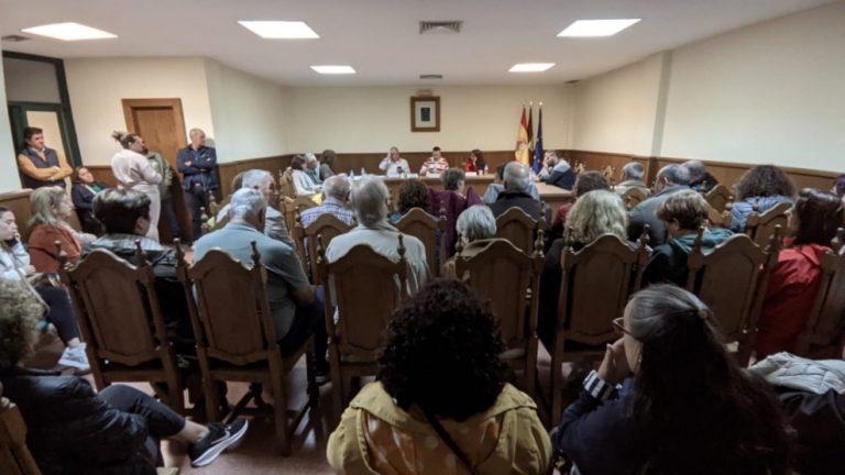 Los vecinos de los pueblos de la ribera del Bullaque continúan su protesta contra la instalación una macrogranja de cerdos