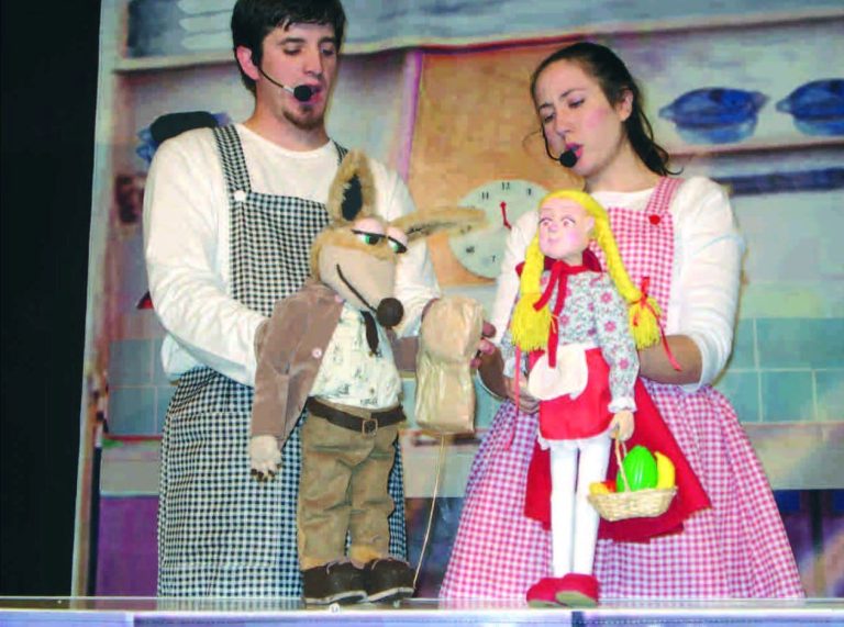 Compañía La Paca presenta ‘La cocina de los cuentos’ en la sesión infantil del Teatro de la Sensación