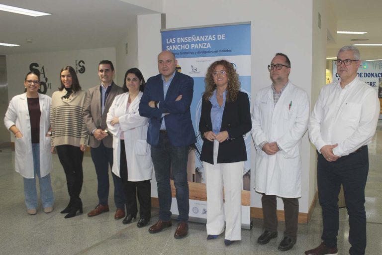 Sancho Panza protagoniza un acto sobre estilos de vida saludables y control de la diabetes en el Hospital General Universitario de Ciudad Real