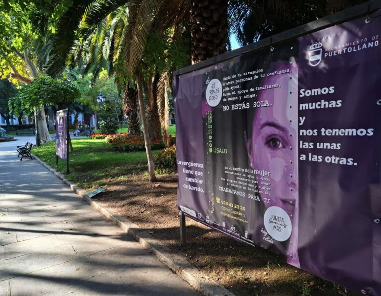 Puertollano: La exposición urbana “Elige vivir” abre el mes de actividades conmemorativas contra la violencia hacia las mujeres