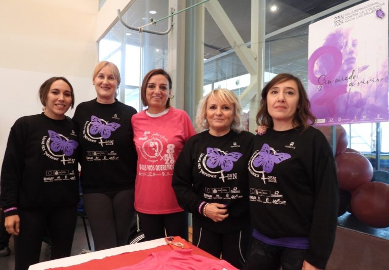 Puertollano: Cerca de sesenta mujeres participan en la clase práctica de autodefensa organizada por la Concejalía de Igualdad