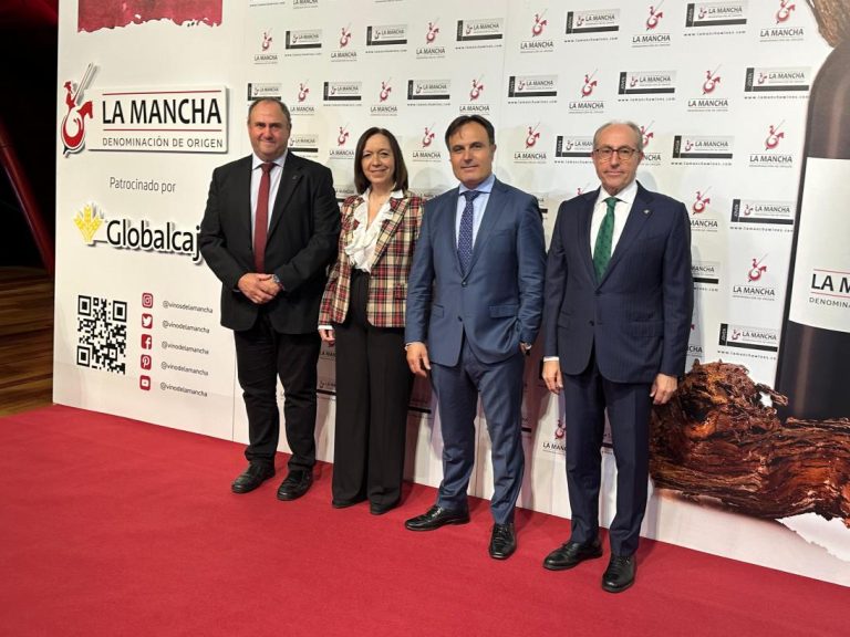 El Gobierno regional agradece a la DO La Mancha su aportación económica y su contribución para engrandecer Castilla-La Mancha como una tierra de valores y solidaria