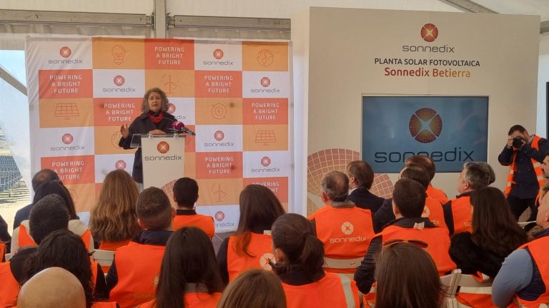 El Gobierno de Castilla-La Mancha destaca que las energías ‘renovables’ son un sector estratégico que atrae riqueza y crea empleo