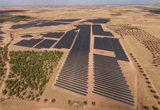 Dos nuevas plantas solares empiezan a funcionar en Ciudad Real y darán energía a más de 39.500 hogares