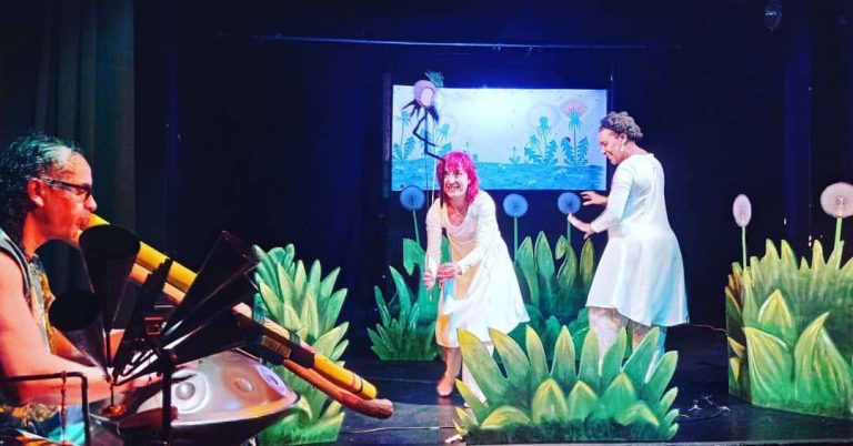 ‘Ohiá’, a cargo de La Sonrisa del Lagarto, este domingo en la sesión infantil del Teatro de la Sensación