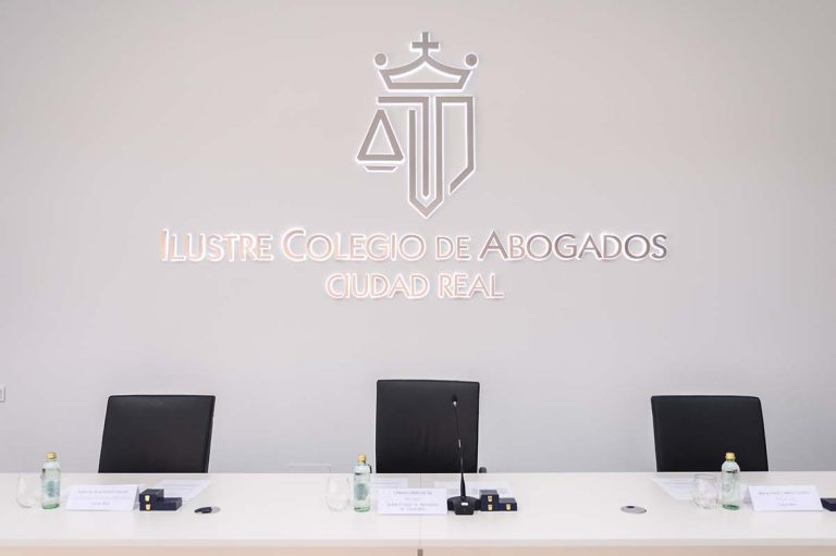 Óscar Ruiz, reelegido como vicedecano del Colegio de Abogados de Ciudad Real