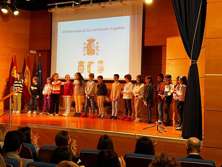 Ciudad Real celebra el 46 aniversario de la Constitución Española con un emotivo acto en el IES Maestro Juan de Ávila