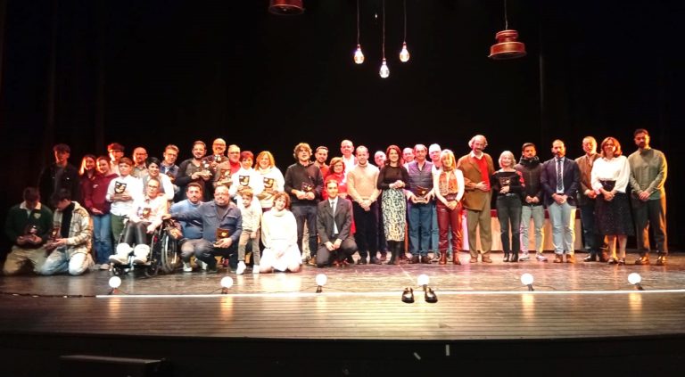 “La habitación del niño”y “Mónico Sánchez o cómo iluminar un sueño” destacan en la clausura de la Muestra Provincial de Teatro celebrada en Herencia
