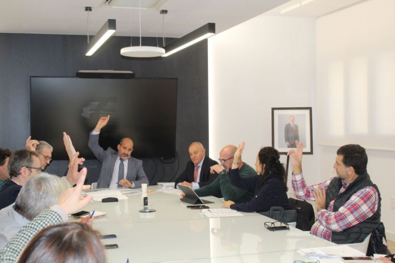 El SCIS reorganiza sus efectivos de manera temporal y extraordinaria para evitar el cierre de subparques de bomberos hasta que se cubran las vacantes de personal