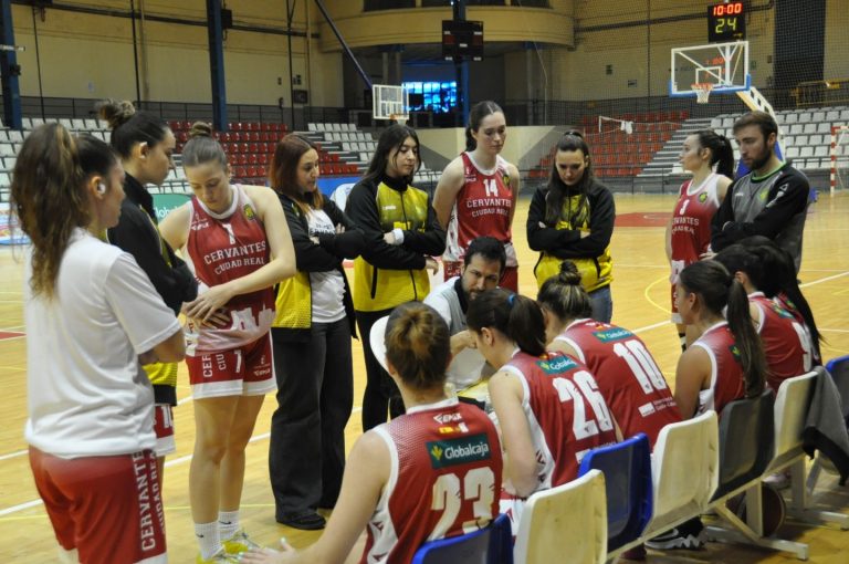 El Grupo 76-Alkasar se anotó un derbi que no estuvo decidido hasta el final