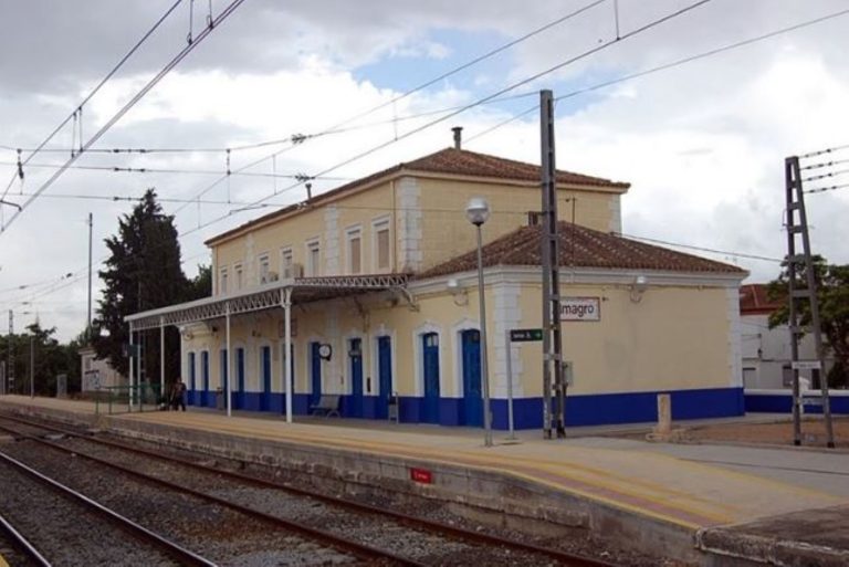 Adif destina 1,6 M€ a reforzar la línea Manzanares-Ciudad Real-Puertollano ante fenómenos meteorológicos adversos