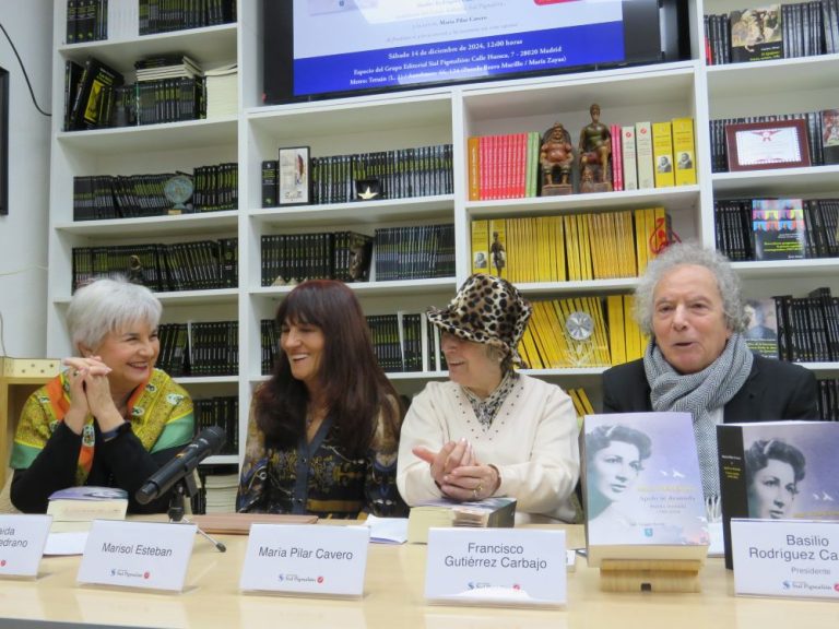 Presentación del libro Apolo se desnuda. Poesía reunida (1960-2024) de María Pilar Cavero