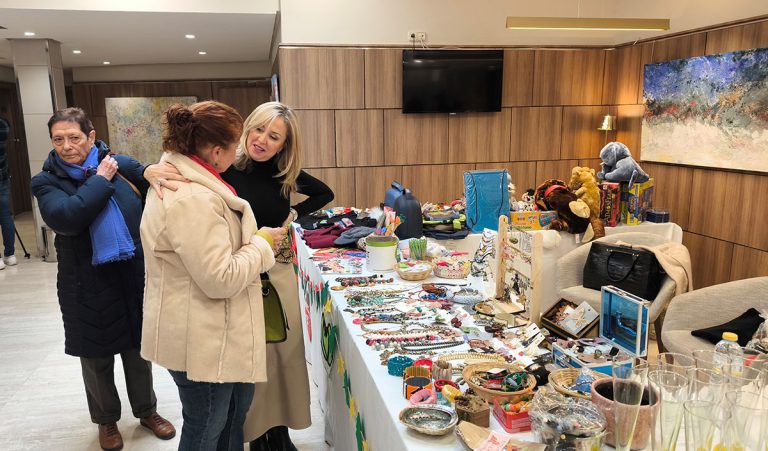 El Ayuntamiento de Ciudad Real se une a la solidaridad del mercadillo de la Asociación Iker