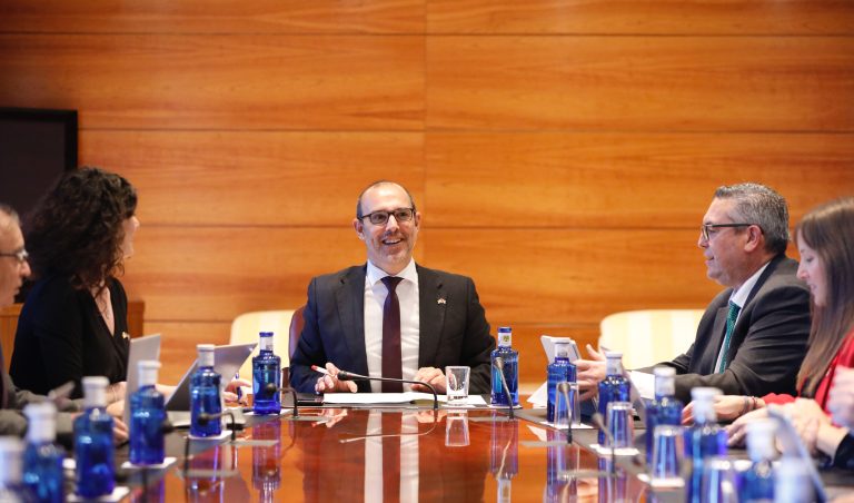 Convocada para el martes 10 la Comisión de Presupuestos que debatirá y votará las 966enmiendas al proyecto de cuentas de la Junta para 2025