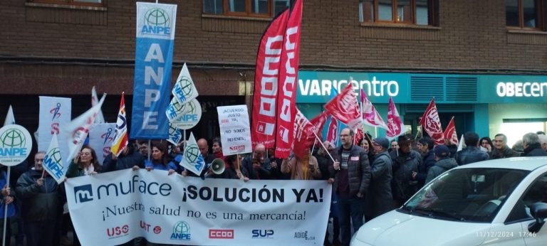 Un millar de personas salen a la calle en Castilla La Mancha para exigir que se les  garantice una asistencia sanitaria de calidad