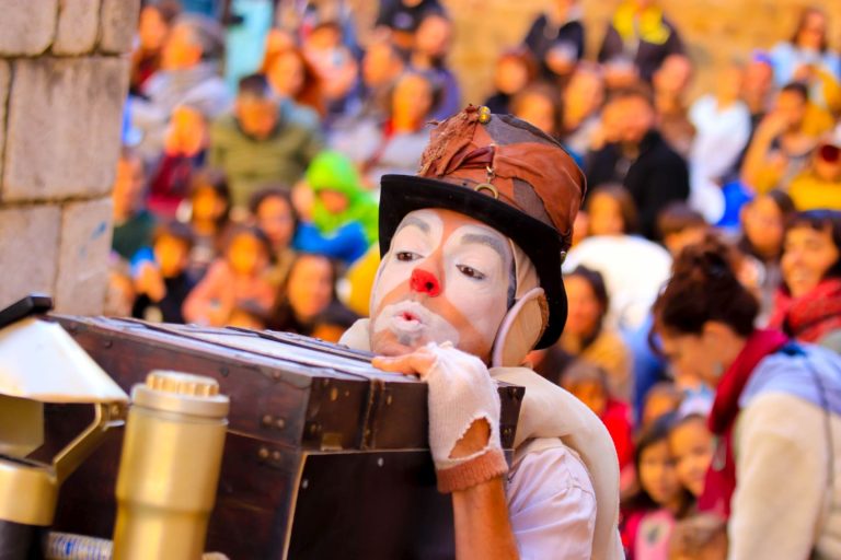 “Sin destino”: Espectáculo de clown para este sábado en el Teatro de la Sensación