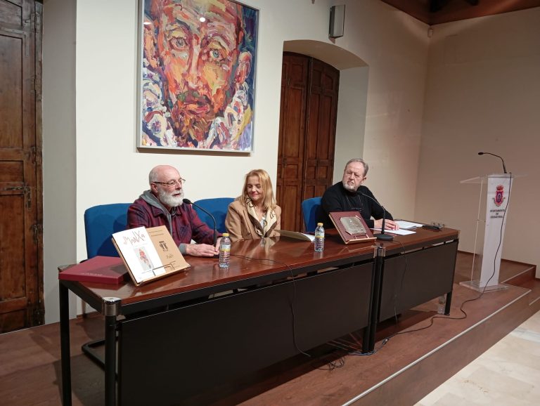 Presentado en Ciudad Real el número 70 de la revista Manxa y el monográfico de Presen Pérez