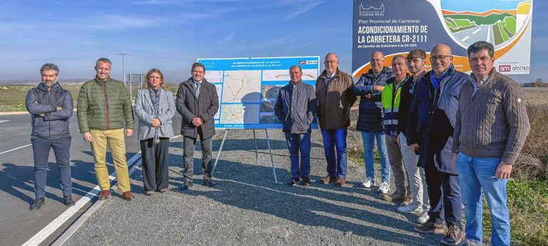 Valverde remarca en la inauguración de la carretera de Turón que las obras no son de ningún Gobierno ni partido, sino de las instituciones y de los ciudadanos que pagan los impuestos