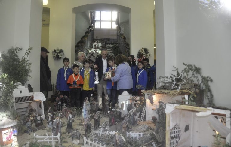 El Grupo Scout Bosco trajo un año más la Luz de Belén a Puertollano