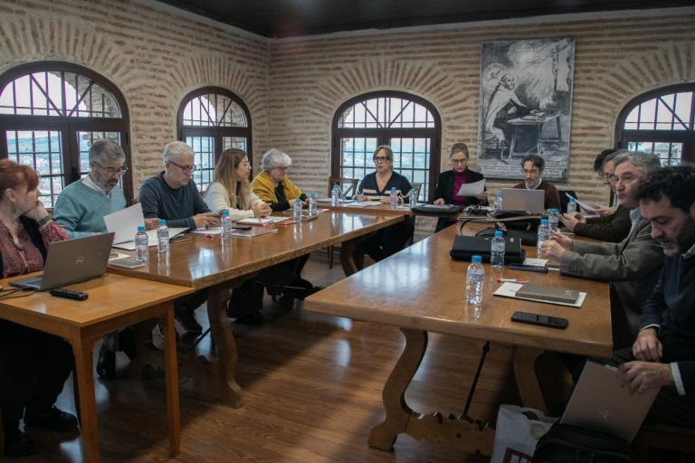 La Junta expone los avances en materia de protección, difusión y conservación del arte rupestre impulsados en Castilla-La Mancha en los últimos años
